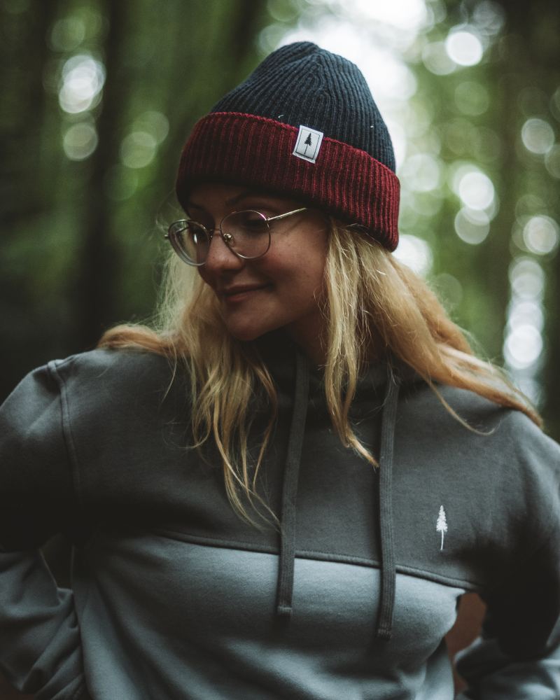 Treeanie Ribbed Colorblock Navy-Bordeaux - BEANIE - NIKIN EU