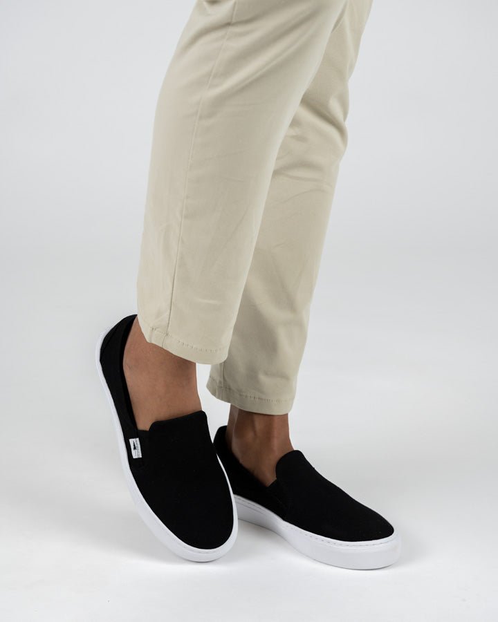 TreeShoe SlipOn Women - Black - SNEAKER - NIKIN