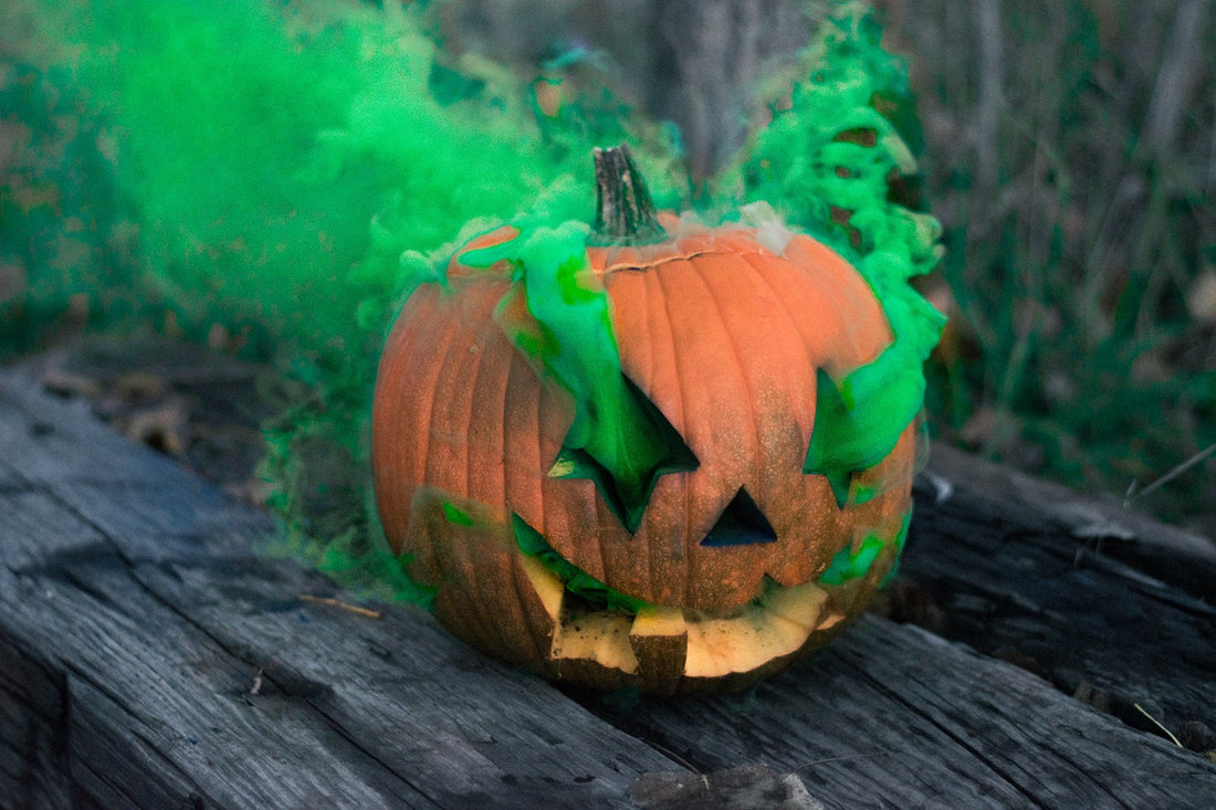 Halloween: Tree-shaped cutting templates for your pumpkins - NIKIN EU