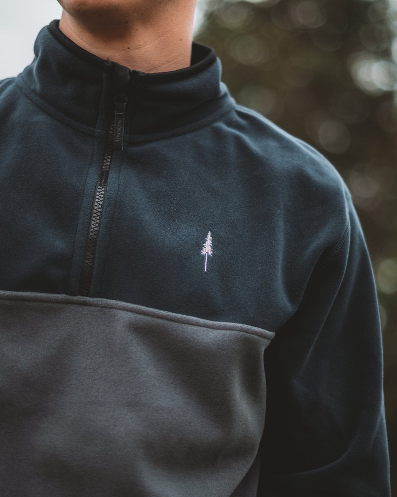TreeFleece Quarter Zip Colorblock Relaxed Dark Navy-Anthracite - SWEATER - NIKIN EU