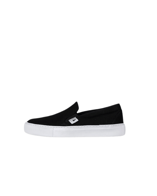 TreeShoe SlipOn Women Black