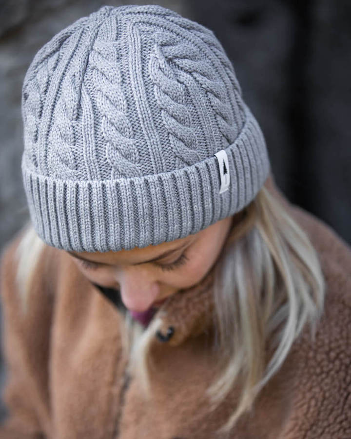 Treeanie Cable Knit Cool Grey - BEANIE - NIKIN EU